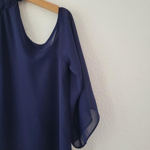 Naked Zebra Cold Shoulder Navy Blue Braided Neckline Top / Blouse Size Small - Picture 4 of 8